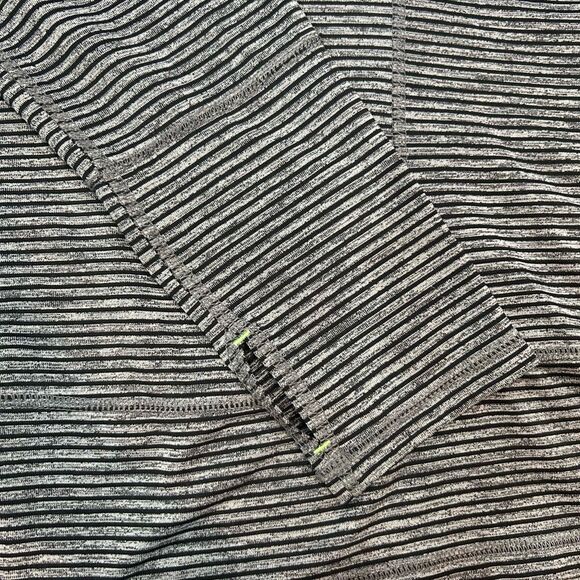 Lukka Women’s Large Gray Zip Up Jacket - Picture 4 of 5